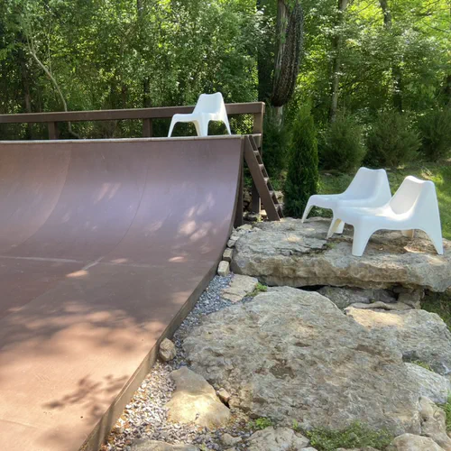 Skateboard Mini Ramp