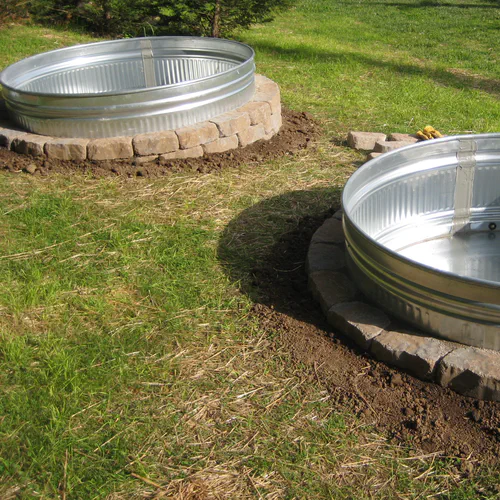 Wicking Worm Gardens
