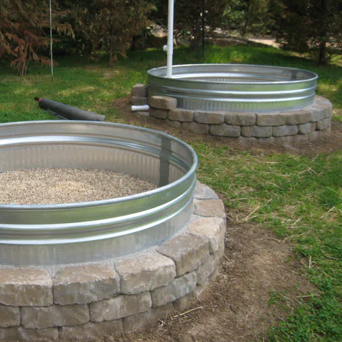 Wicking Worm Gardens